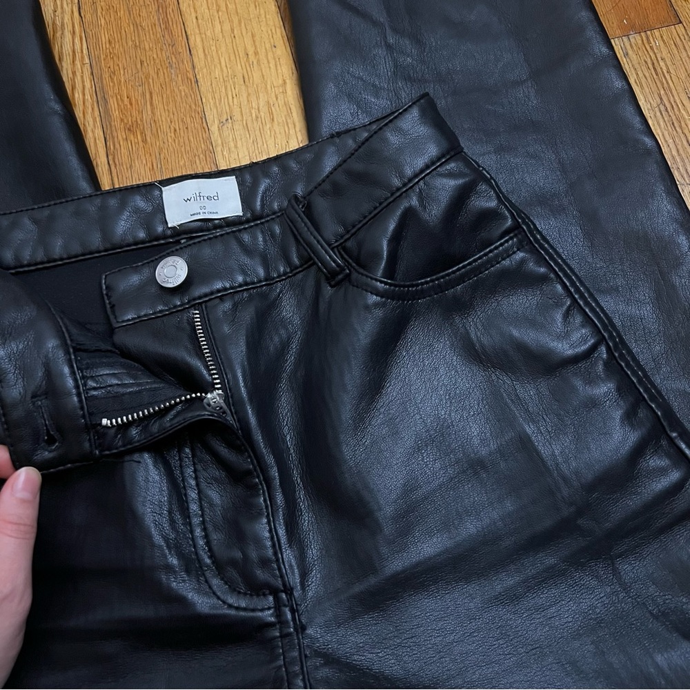 EUC ARITZIA Melina Pant in black, size 00A - Picture 3 of 3